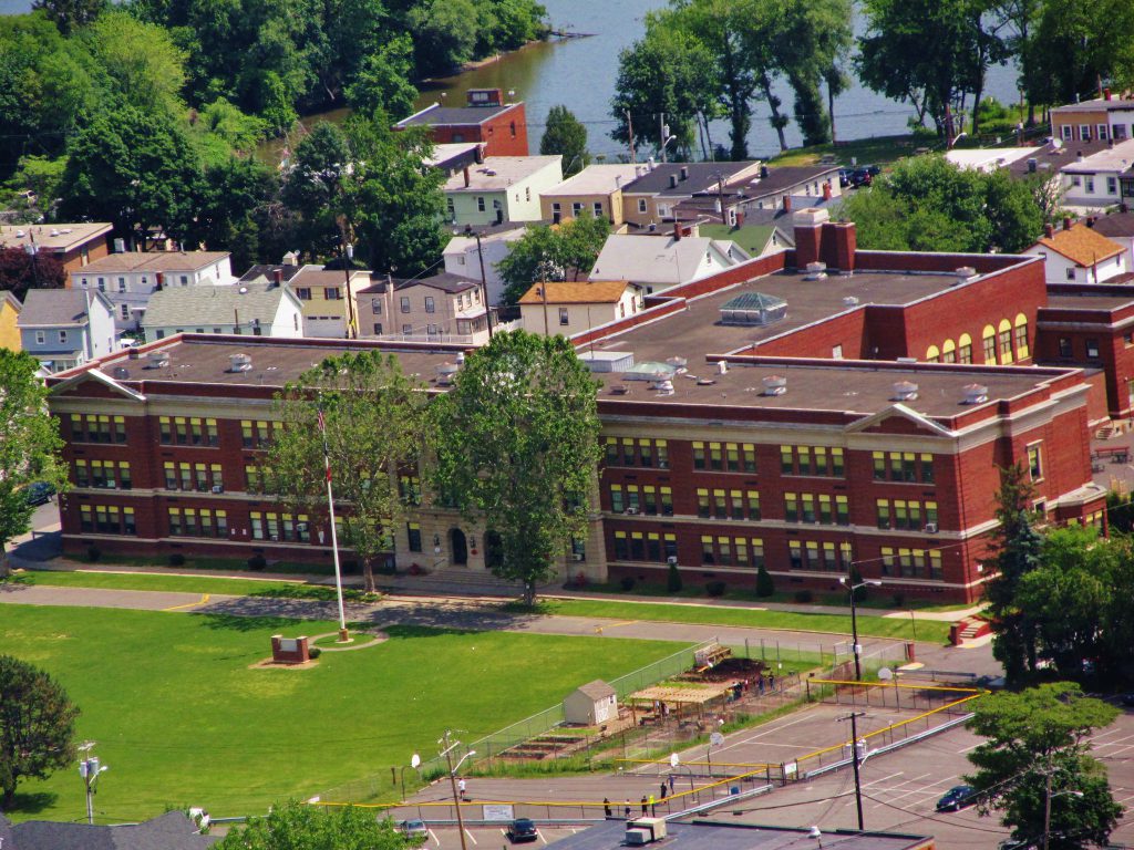 Teacher Appreciation Week Daisy Raisler